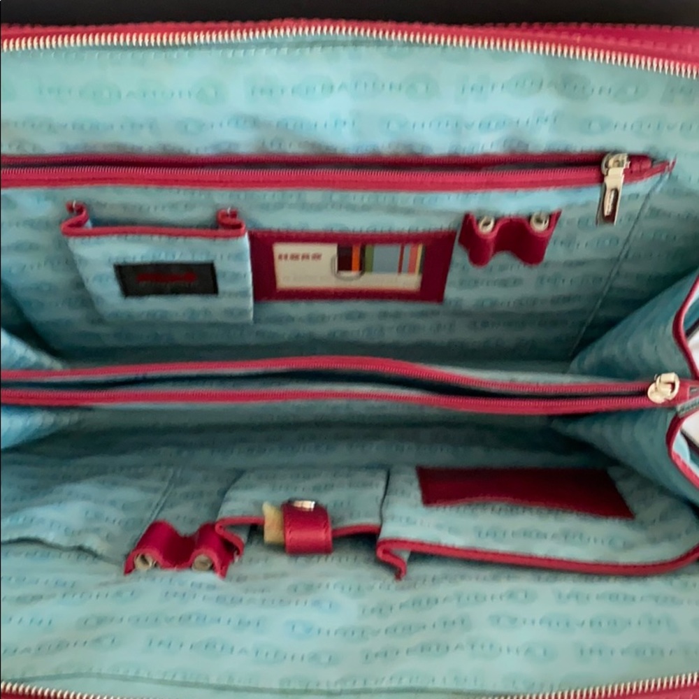Hobo Raspberry leather briefcase- NWOT - Picture 6 of 9